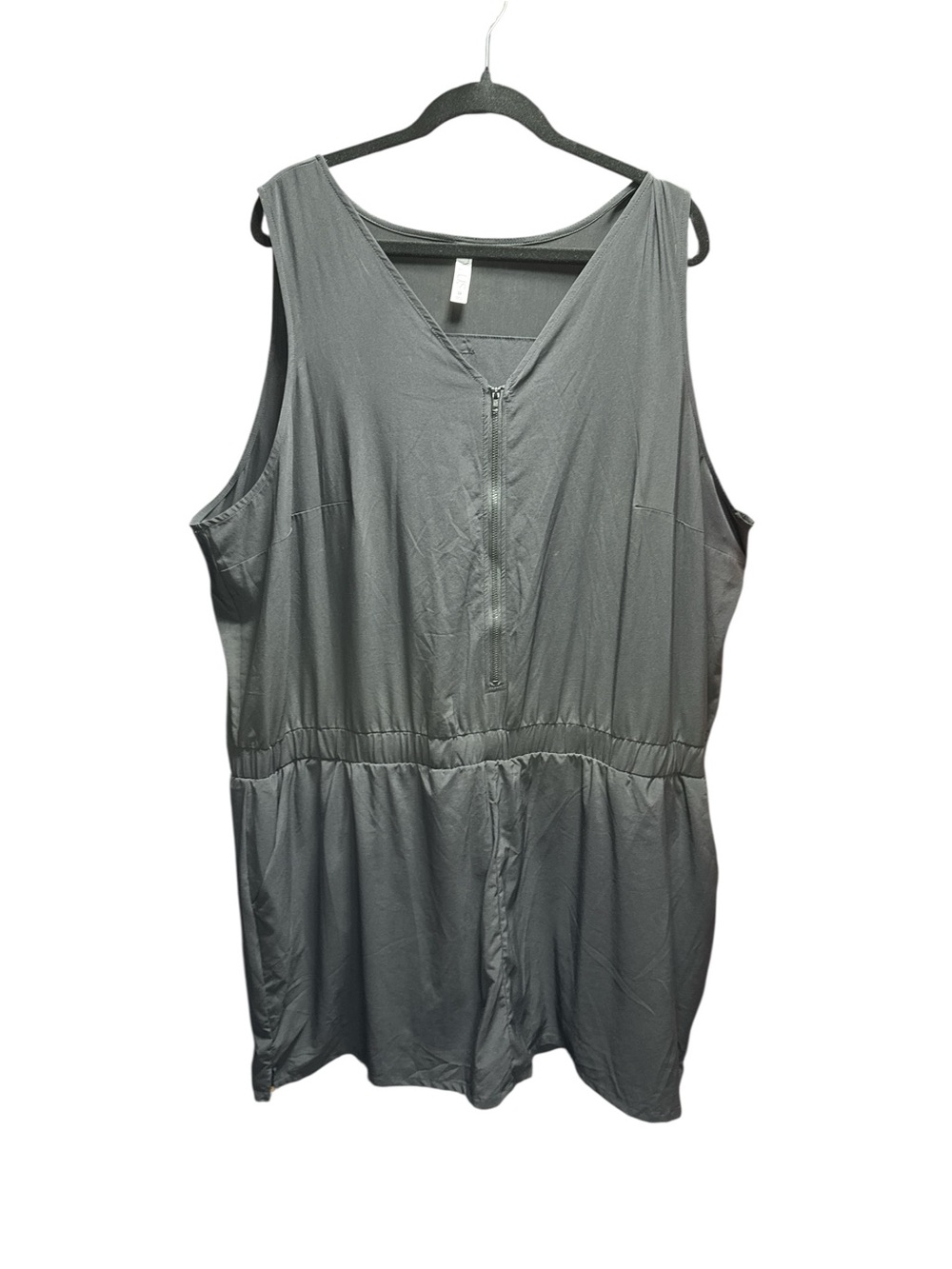 Stylus Size 3X sleeveless romper dress w/pockets under shorts attached detail